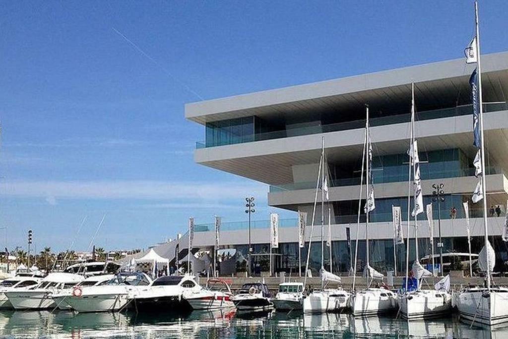 Luminoso Apartamento * La Marina De Valencia Exteriör bild